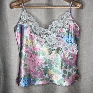 Women’s Vintage y2k  Victoria's Secret Gold Label  Floral Satin Lace Cami Sz. S